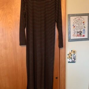 Long sleeved knit Mod Ref dress.